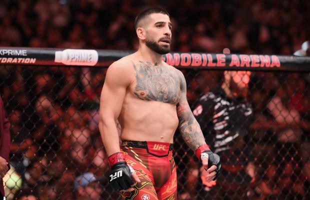 Ilia Topuria anunță revenirea în UFC: „Campionul s-a întors”: