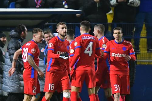 Daniel Graovac și Mihai Lixandru au format cuplul de fundași centrali al celor de la FCSB, în meciul cu Unirea Slobozia. Foto: Cristi Preda, GSP