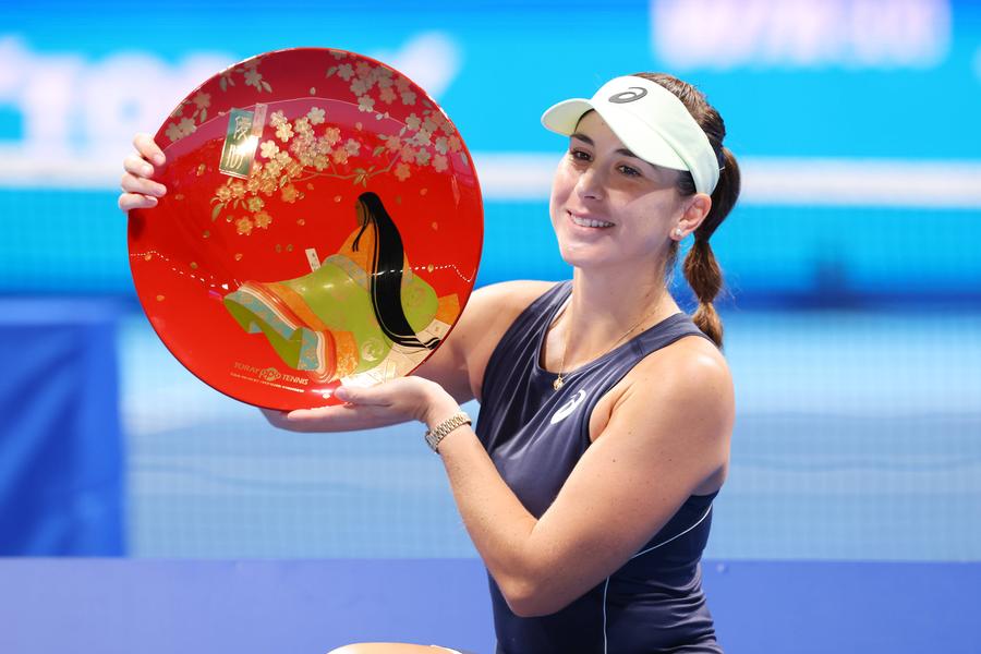 WTA a oferit premiile pentru 2025 » Cine este jucătoarea anului și cine a fost desemnată revelația sezonului