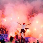 Fanii lui Lens umplu de aproape patru ani stadionul Bollaert-Delelis la meciurile favoriților / Foto: Imago