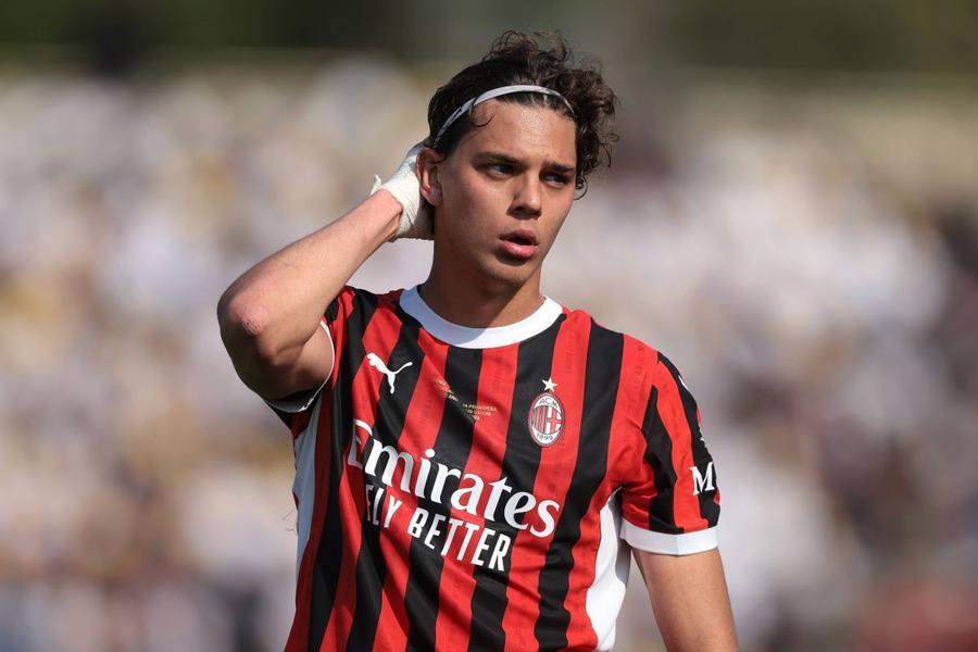 Matteo Duțu este căpitanul lui Milan Futuro și al naționalei de tineret, la care are nouă selecții / Foto: Imago Dinamo, negocieri avansate pentru transferul dorit de Kopic » Craiova și CFR Cluj au intrat pe fir: oferte concrete înaintate