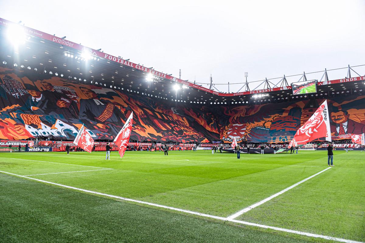 „Cea mai mare scenografie din istorie” » Imagini fabuloase pe stadionul din Europa