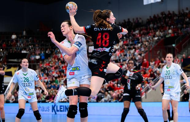Dmitrieva și Faluvegi au semnat cu CSM București
