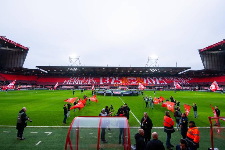 Scenografie impresionantă pe stadionul lui Twente/ FOTO: Imago Images