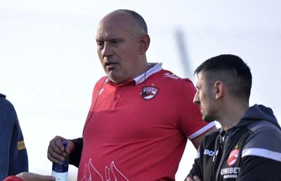 DINAMO // Cornel Dinu, declarații dure la adresa lui Dinamo: „Diletanstism total! Este extrem de periculos”