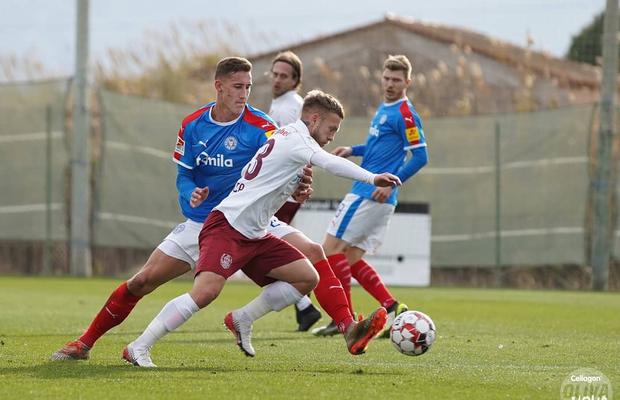 CFR CLUJ - HOLSTEIN KIEL 1-2 // VIDEO Campioana a pierdut primul amical al anului » George Țucudean a revenit pe teren