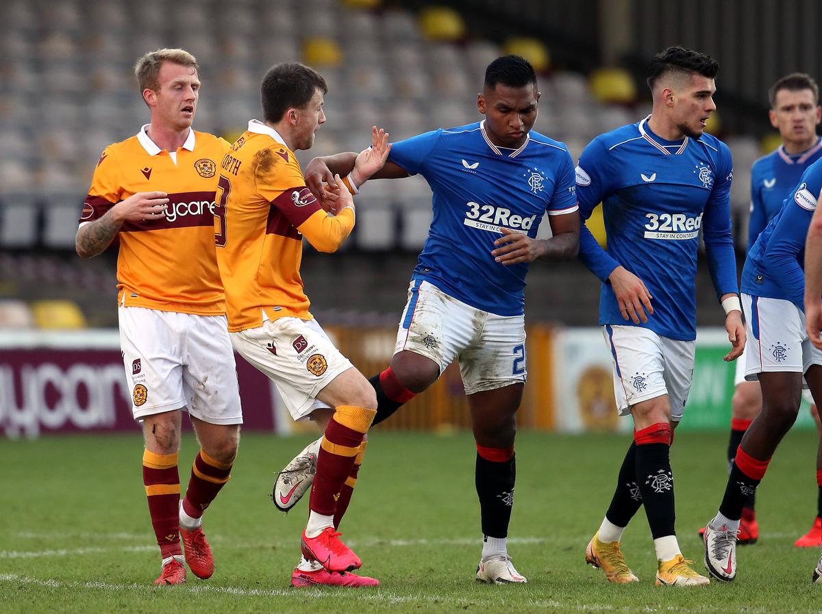 MOTHERWELL – RANGERS 1-1. Steven Gerrard, nemulțumit de Rangers până la înlocuirea lui Ianis Hagi: „Am fost nevoit să îl schimb, să transmit un mesaj”
