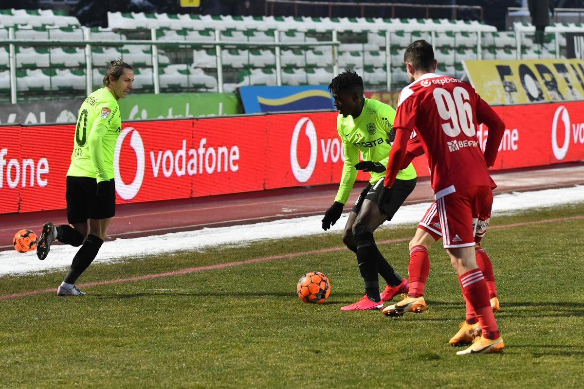 S-a schimbat sau nu CFR Cluj de la venirea lui Edi Iordănescu? » Ce arată cifrele