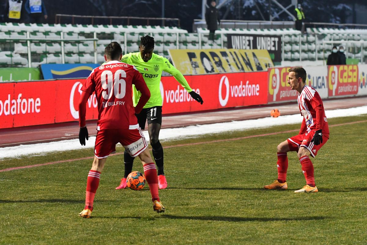 FOTO+VIDEO. Sepsi - CFR Cluj 0-1 » Victorie la limită pentru campioană în „Epoca de gheață”