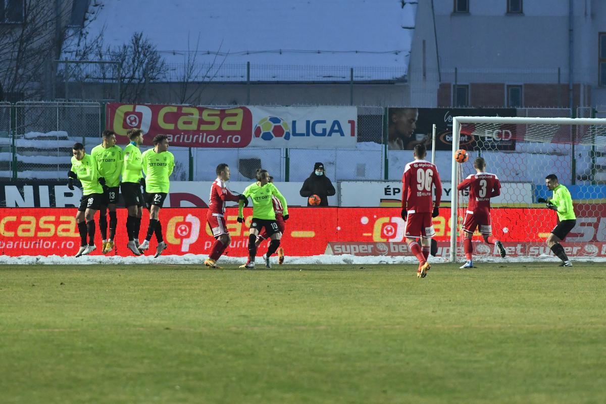 S-a schimbat sau nu CFR Cluj de la venirea lui Edi Iordănescu? » Ce arată cifrele
