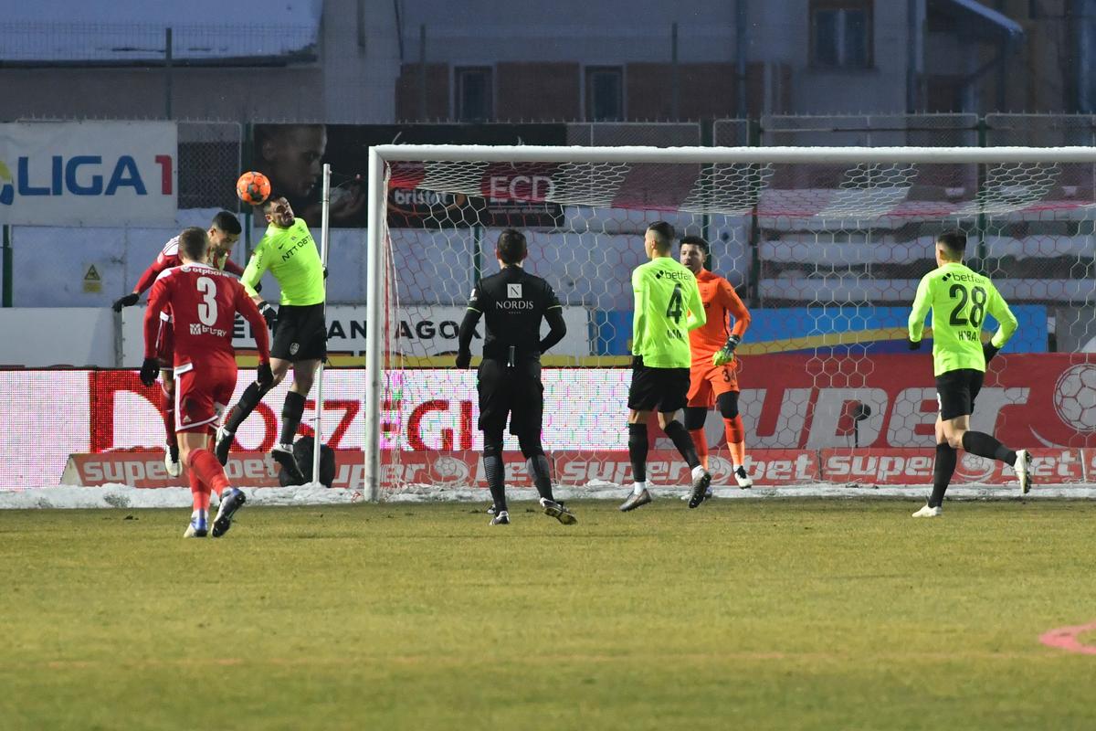 FOTO+VIDEO. Sepsi - CFR Cluj 0-1 » Victorie la limită pentru campioană în „Epoca de gheață”