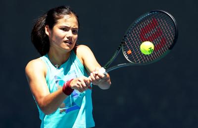 Chris Evert, fosta mare jucătoare de tenis, anticipează un meci incendiar între Emma Răducanu și Sloane Stephens: „Are o «țintă» pe spate, presiunea este foarte mare”