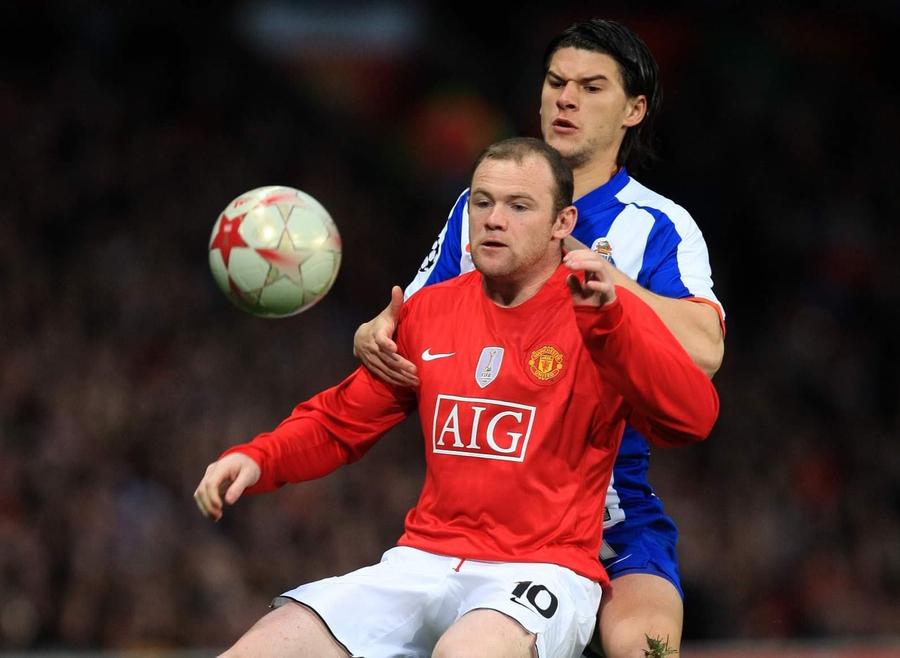 Săpunaru, slalom printre superstaruri » Ce spune despre duelurile cu Ronaldo, Benzema, Rooney sau Pogba