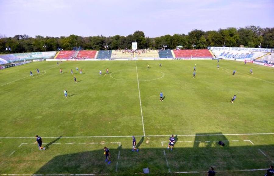 Victor Pițurcă a vrut să cumpere stadionul „Extensiv” din Craiova, dar arena a fost adjudecată de „rechinii” imobiliari » DIICOT a intrat pe fir