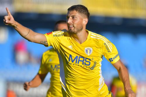 Victor Angelescu, finanțatorul Rapidului, susține că a picat transferul lui Gicu Grozav (32 de ani, extremă stânga) de la Petrolul.