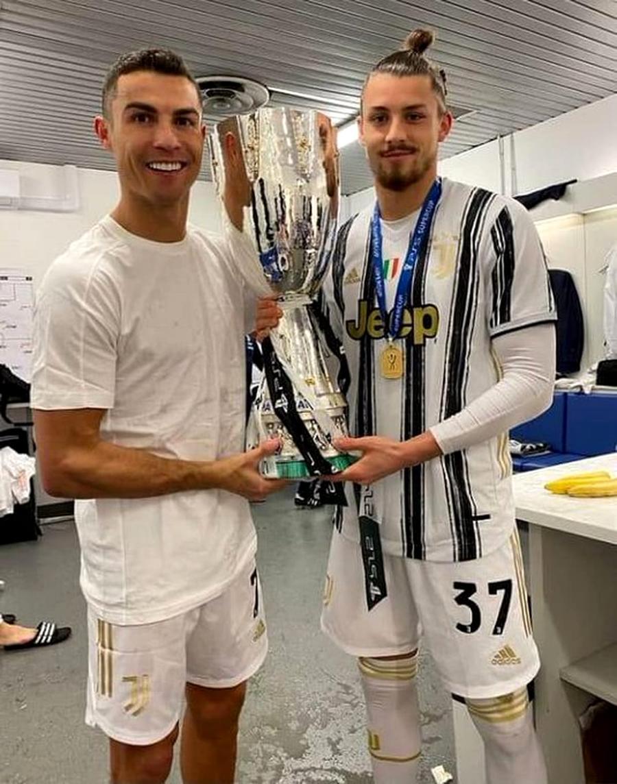 Sfatul lui Andrea Pirlo pentru Radu Drăgușin » Fundașul lui Tottenham dezvăluie discuția cu fostul antrenor al lui Juventus