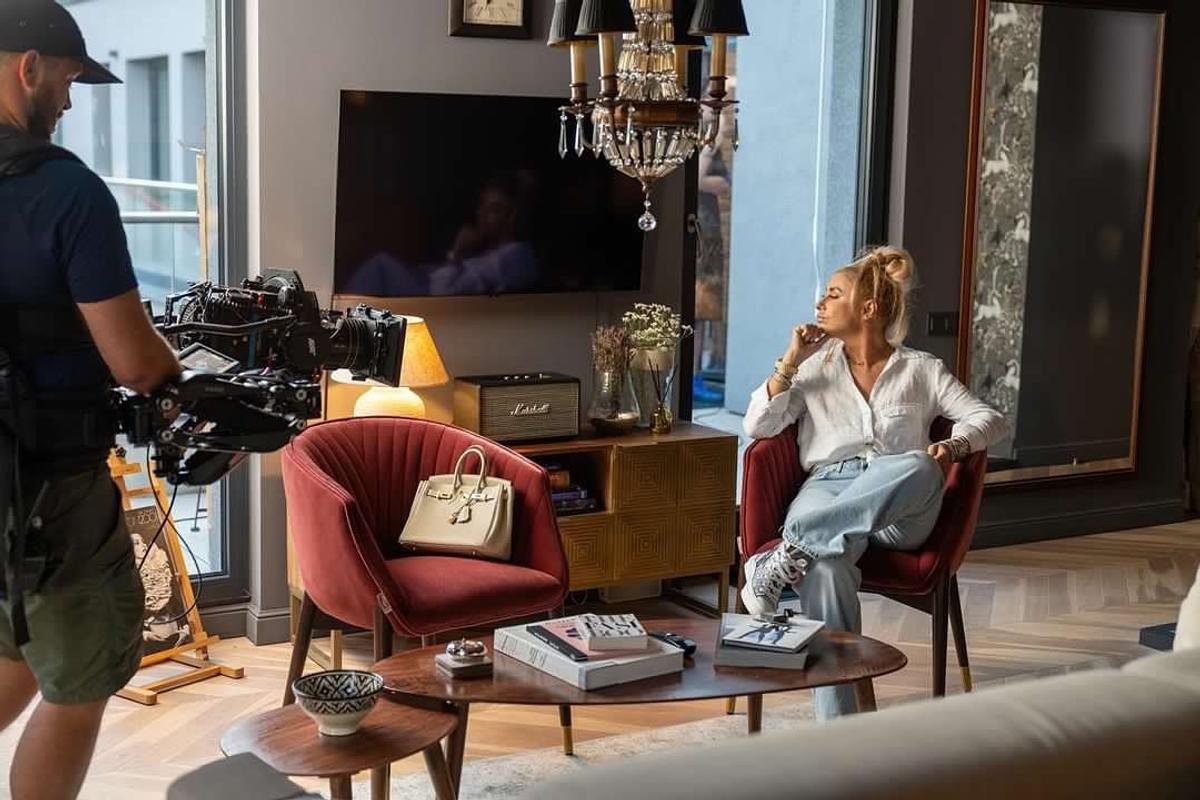 Anamaria Prodan are rolul principal în filmul „Complotul bonelor”