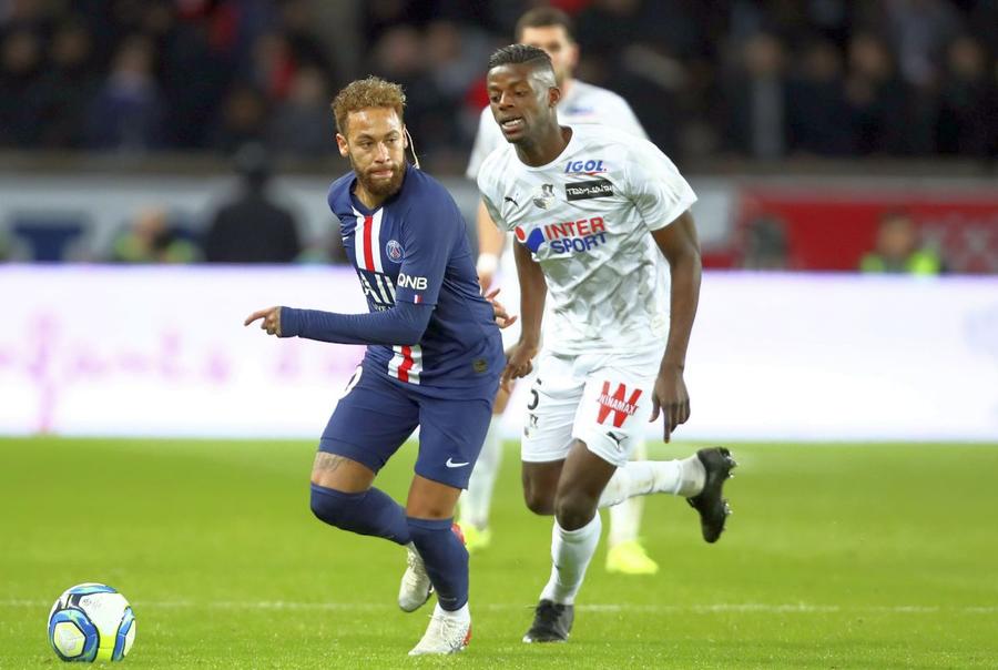 Neymar, în perioada PSG / FOTO: Imago Motivul real pentru care Neymar a lăsat Parisul. „Au dat buzna la mine acasă. Au sărit calul!”