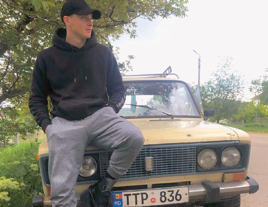 Petru Neagu, acasă, în Republica Moldova / Sursă foto: Instagram „Are calitate băiatul!” » Portretul moldoveanului transferat de Dinamo: Kopic și-a luat „bijutier”!