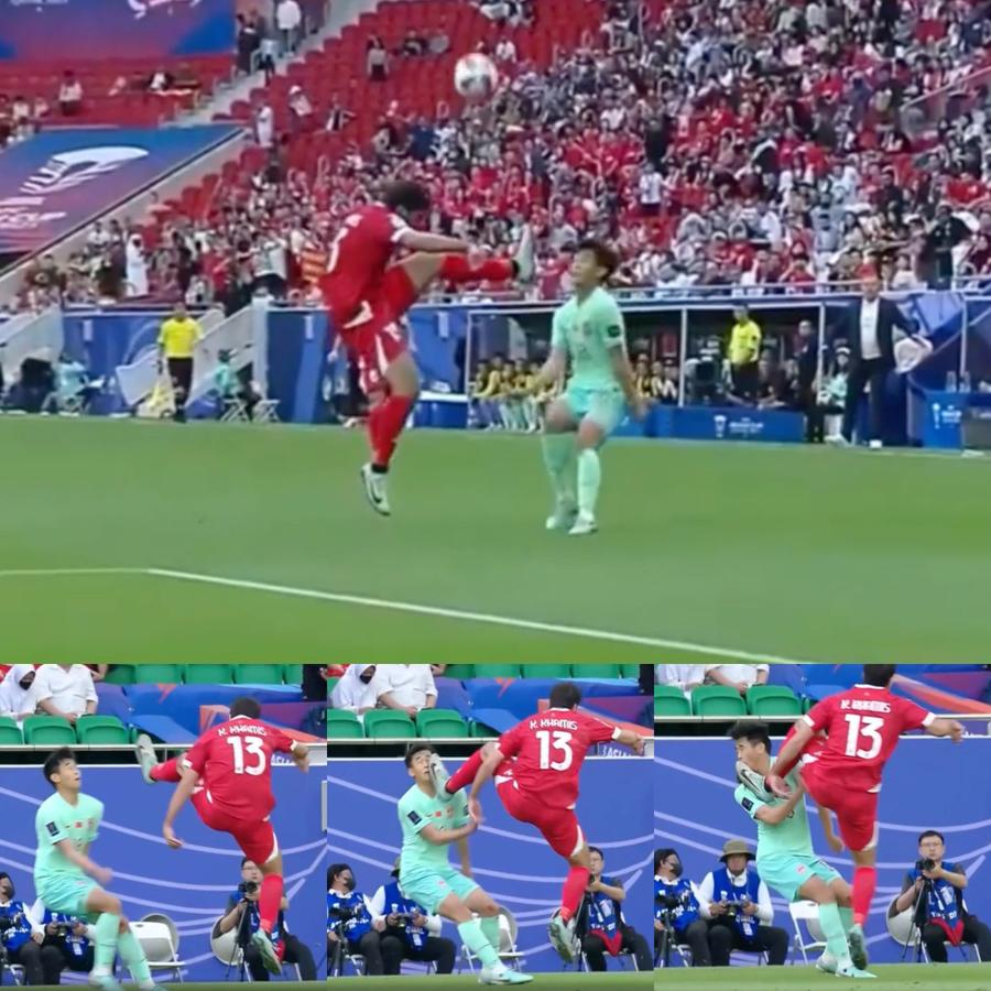 Intrare brutală la Cupa Asiei » Arbitrul n-a arătat nici măcar un cartonaș galben
