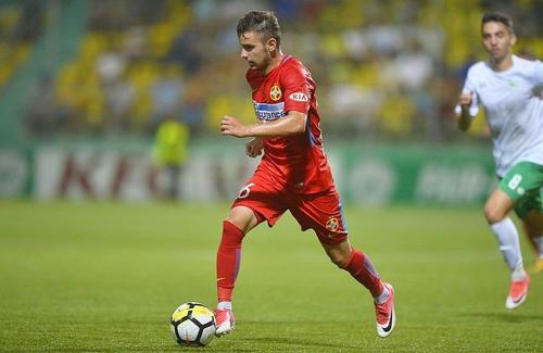 Daniel Benzar (27 de ani), fostul jucător de la FCSB, a fost prezentat oficial la CSC Șelimbăr.