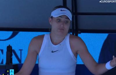 Badosa și Tsitsipas, moment viral la Australian Open » Grecul a început să râdă când a văzut gestul nervos al partenerei
