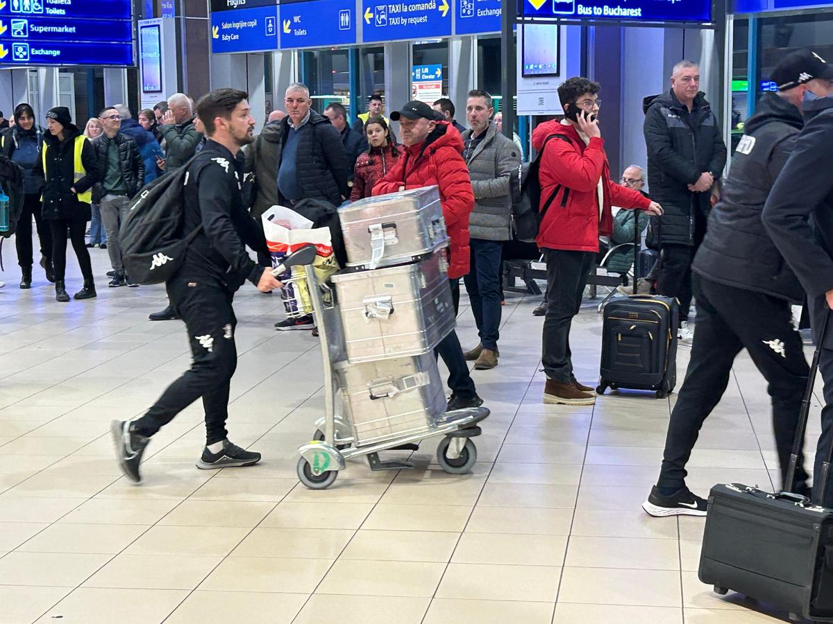 Alexandru Pașcanu a ajuns la București după cantonamentul din Dubai