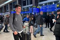 Alexandru Pașcanu a ajuns în România și a făcut show pe aeroport: „Ce căutați aici?! A început Liga 1, eu am rămas să fac cumpărături”
