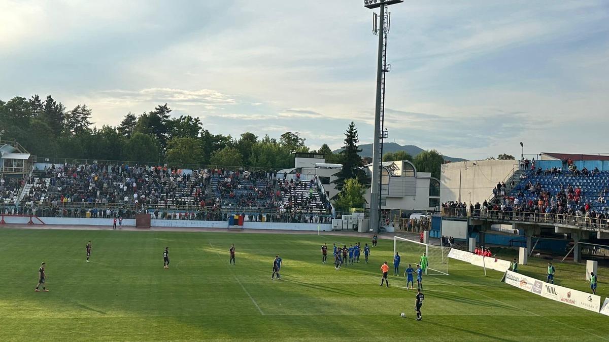 Cum arată acum și cum ar urma să se prezinte stadionul din Bistrița