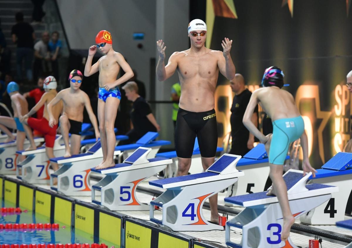 David Popovici, impresionat de participanții la „Sprint with the Stars” de la Otopeni: „Gestul acesta mă emoționează cel mai mult”