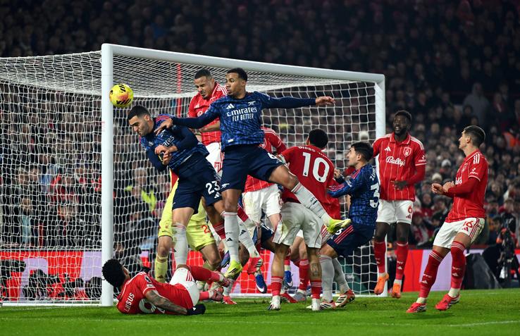 Nottingham - Arsenal, în etapa #22 din Premier League // FOTO: Getty Images