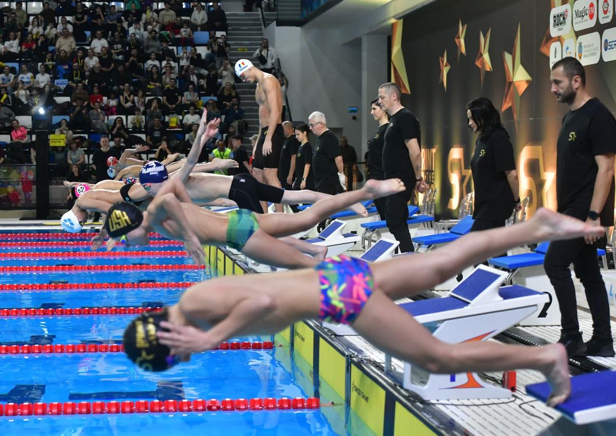David Popovici, impresionat de participanții la „Sprint with the Stars” de la Otopeni: „Gestul acesta mă emoționează cel mai mult”