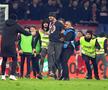 DINAMO - FCSB 2-1 // VIDEO 5 momente care nu s-au văzut la TV: invazia din final, rasism și gesturi provocatoare