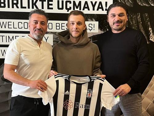 Alexandru Maxim a fost prezentat oficial