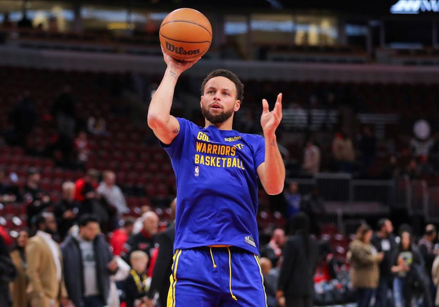 Stephen Curry Foto: Imago Sabrina Ionescu mărește miza în duelul cu Stephen Curry de la All Star Game: „Am vrut de la început să fie condiții identice”