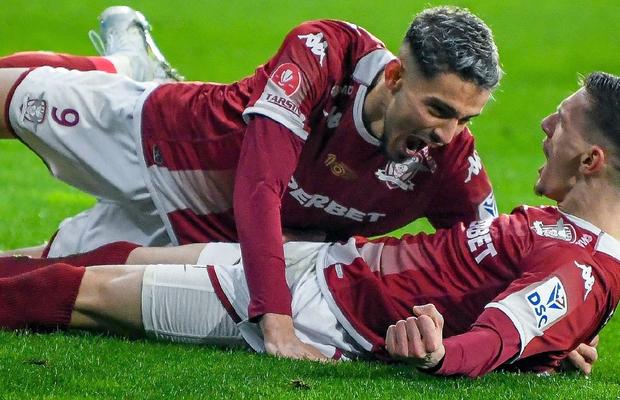 Rapid l-a cucerit pe fostul mare atacant al României: „Va ajunge să conducă fotbalul românesc!” » Despre șansele la titlu: „Acestea sunt atuurile lor”