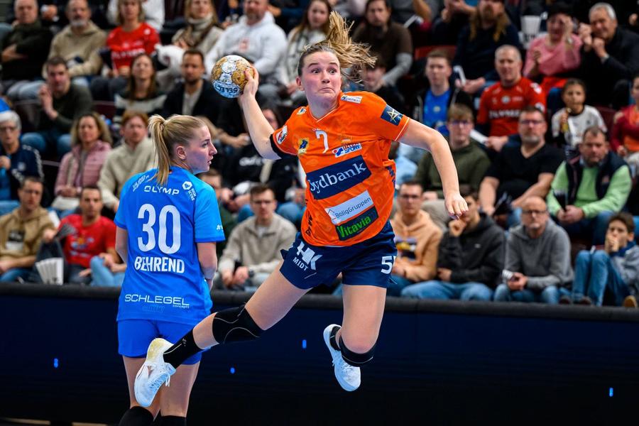 Extrema stânga de la Odense Bo von Wetering în acțiune Foto: Imago CSM București și testul danez decisiv pentru calificarea directă în „sferturile” Ligii Campionilor
