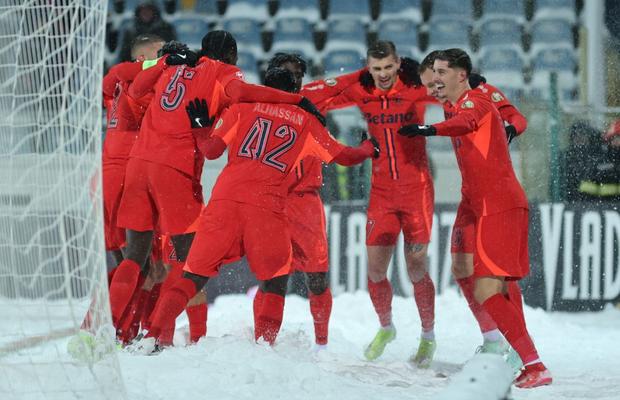 Schimbare de titlu » FCSB a rezolvat o problemă crucială