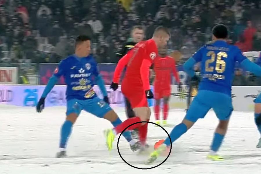Benavente îl calcă pe Tănase chiar sub ochii arbitrului Ce-aveți cu Neagoe, mă nebunilor?!