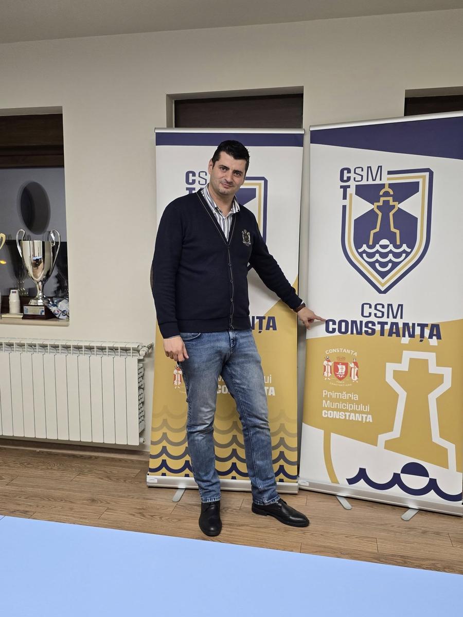 Mihai Ochiuleț a preluat șefia CSM Constanța în primele zile din 2025. Foto: facebook Debandada de la CSM Constanța: premii de aproape 150.000 euro pentru salariați, directoarea adjunctă a încasat bani de la 14 sporturi! + Curtea de Conturi: „Plăți nelegale”