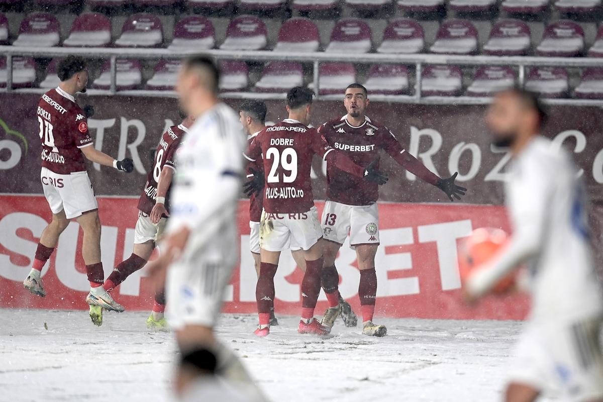 Ironizată și atacată de MM Stoica și Panduru, FC Botoșani se apără dând vina pe Rapid și LPF: „Regretabil e altceva”