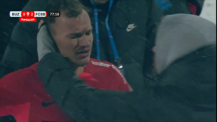 Alexandru Pantea s-a accidentat în Buzău - FCSB și a părăsit terenul în lacrimi, foto: captură Prima Sport