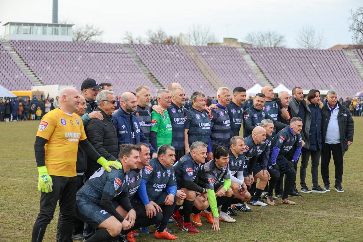 Episod istoric de pe stadionul care urmează să fie dărâmat: „1-8 cu Steaua, ne cheamă galeria. Căpitanul: «Bă, dacă nu mă întorc, să-i spuneți că o iubesc!»”