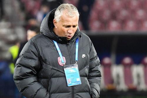 Dan Petrescu, pe făraș de la CFR Cluj