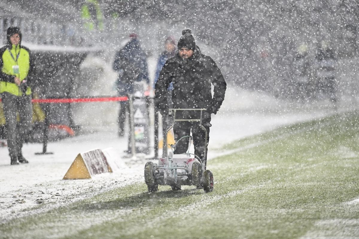 Ironizată și atacată de MM Stoica și Panduru, FC Botoșani se apără dând vina pe Rapid și LPF: „Regretabil e altceva”