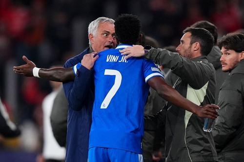 Jose Mourinho și Vinicius / foto: Imago Images