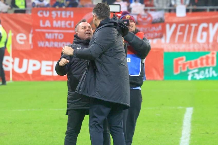 Florentin Petre l-a îndemnat pe Claudiu Niculescu să înjure Steaua la finalul partidei cu Unirea Slobozia // FOTO: Ionuț Iordache (GSP.ro)