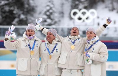 Cine e creierul din spatele succesului ștafetei franceze de biatlon la Milano Cortina: „Analizează, se adaptează, nu se teme să fie autocritic”