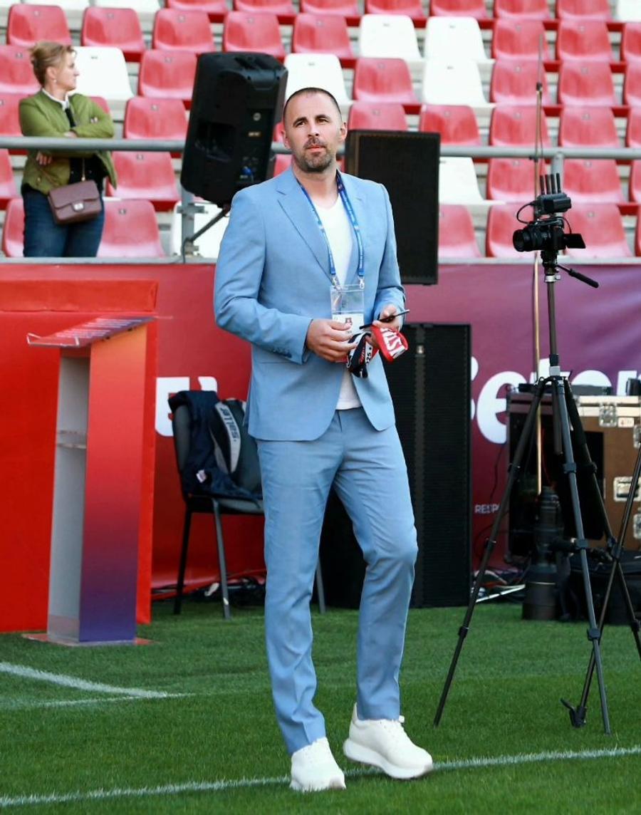 Radu Neguț, directorul sportiv al lui Hermannstadt / Foto: Instagram Sibienii protestează față de arbitrajul din meciul cu CFR: „Opriți-vă! E prea mult! Ajunge!”
