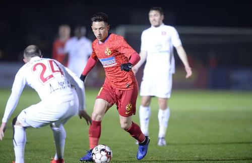 FCSB s-a calificat în semifinalele Cupei, după ce a trecut de Hermannstadt în „sferturi”, scor 2-1